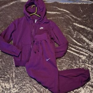 LIKE NEW Nike Sportswear Magenta Sweatsuit